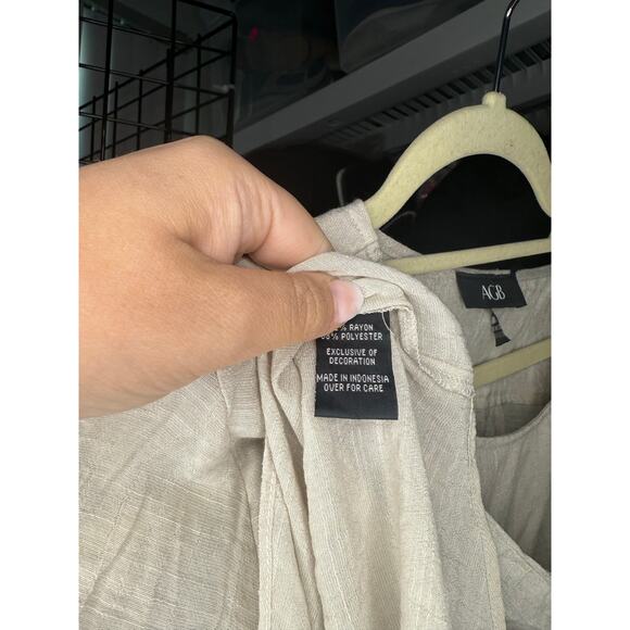 AGB Peasant Top with Pom Pom Detail Women's Size M - Picture 3 of 4